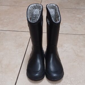 Bogs Black Kids Tall Plush Rainboot, Size 3 (EU 35)